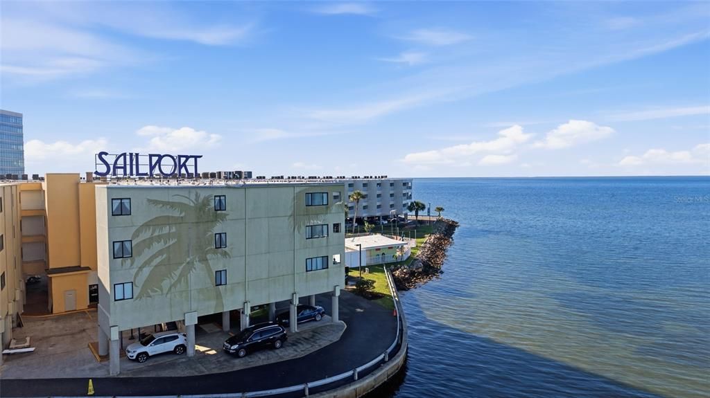 На продажу: $235,000 (1 спален, 1 ванн, 516 Квадратных фут)