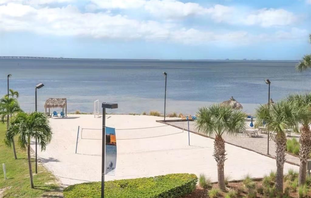 На продажу: $235,000 (1 спален, 1 ванн, 516 Квадратных фут)