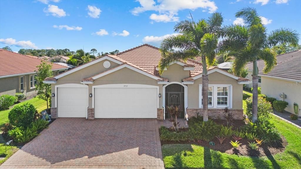 待售: $625,000 (4 贝兹, 3 浴室, 2369 平方英尺)