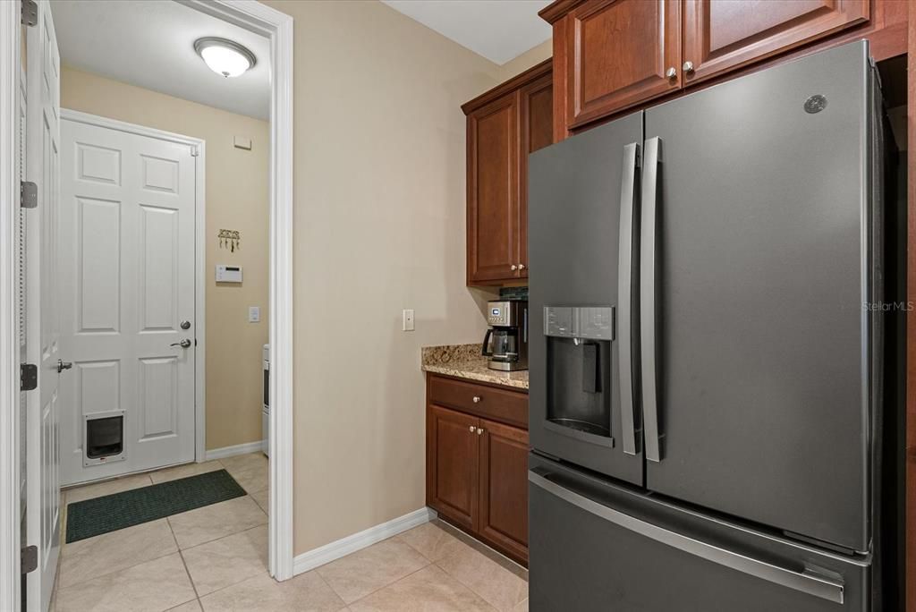 待售: $625,000 (4 贝兹, 3 浴室, 2369 平方英尺)