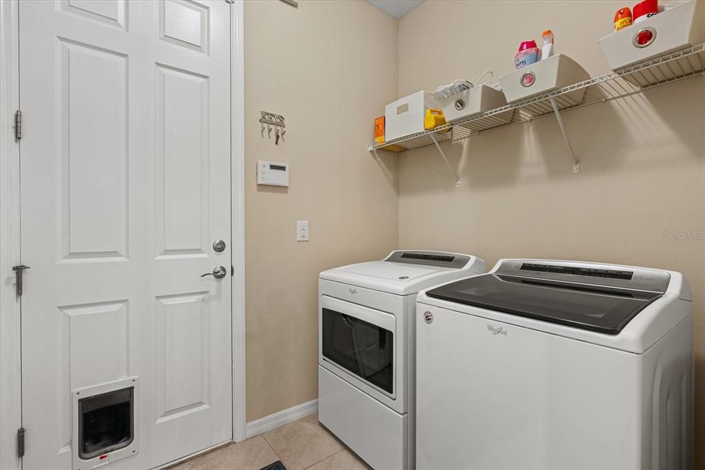 待售: $625,000 (4 贝兹, 3 浴室, 2369 平方英尺)