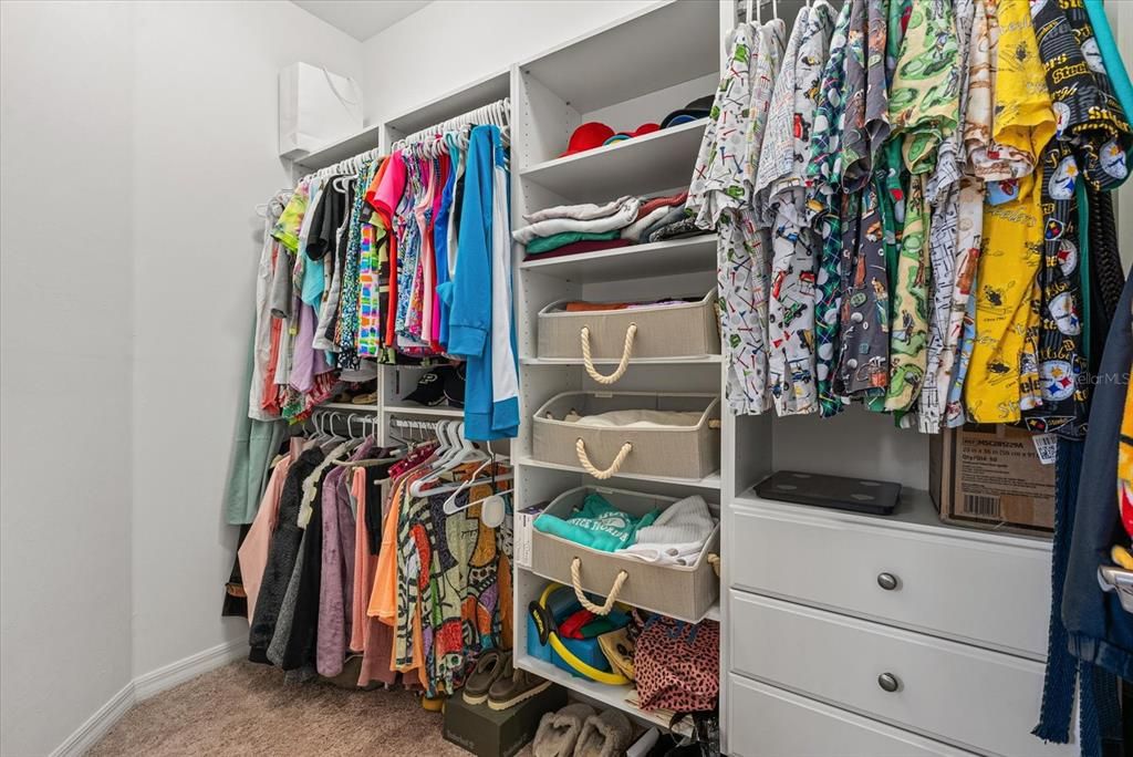 待售: $625,000 (4 贝兹, 3 浴室, 2369 平方英尺)