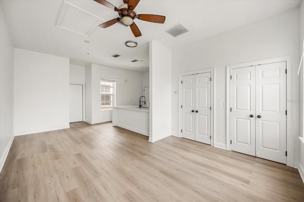 出租: $1,850 (1 贝兹, 1 浴室, 624 平方英尺)