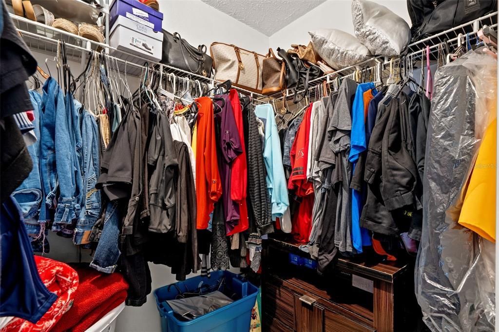 待售: $230,000 (3 贝兹, 2 浴室, 1172 平方英尺)