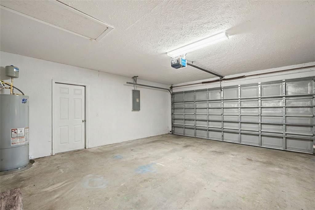 待售: $230,000 (3 贝兹, 2 浴室, 1172 平方英尺)