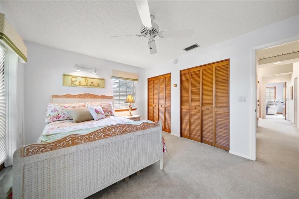 En Venta: $1,199,000 (4 camas, 2 baños, 3096 Pies cuadrados)