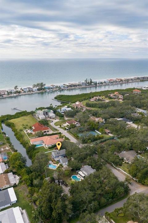 En Venta: $1,199,000 (4 camas, 2 baños, 3096 Pies cuadrados)