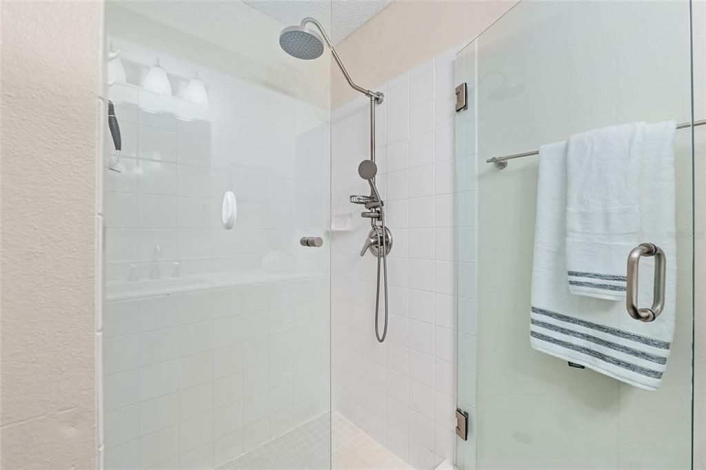 待售: $324,990 (3 贝兹, 2 浴室, 1392 平方英尺)