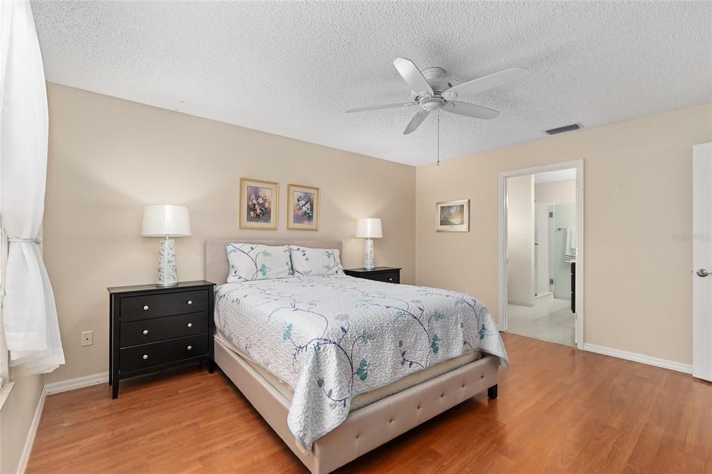 待售: $324,990 (3 贝兹, 2 浴室, 1392 平方英尺)