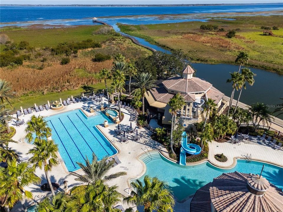 En Venta: $259,900 (3 camas, 2 baños, 1365 Pies cuadrados)