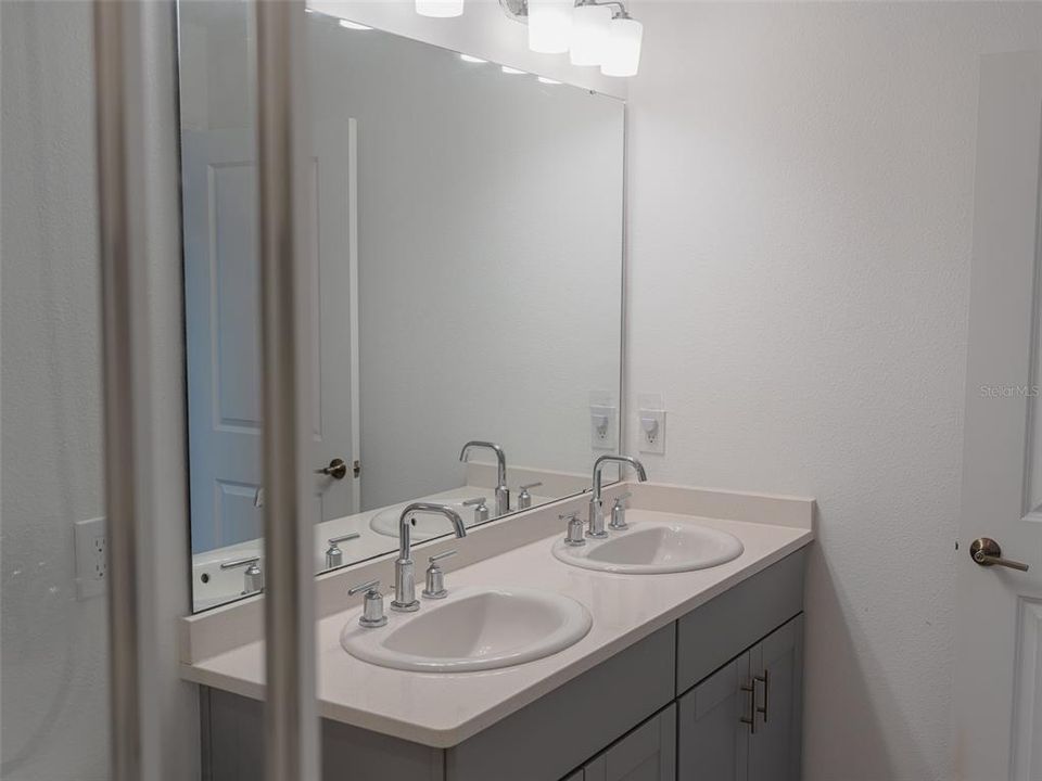 En Venta: $259,900 (3 camas, 2 baños, 1365 Pies cuadrados)