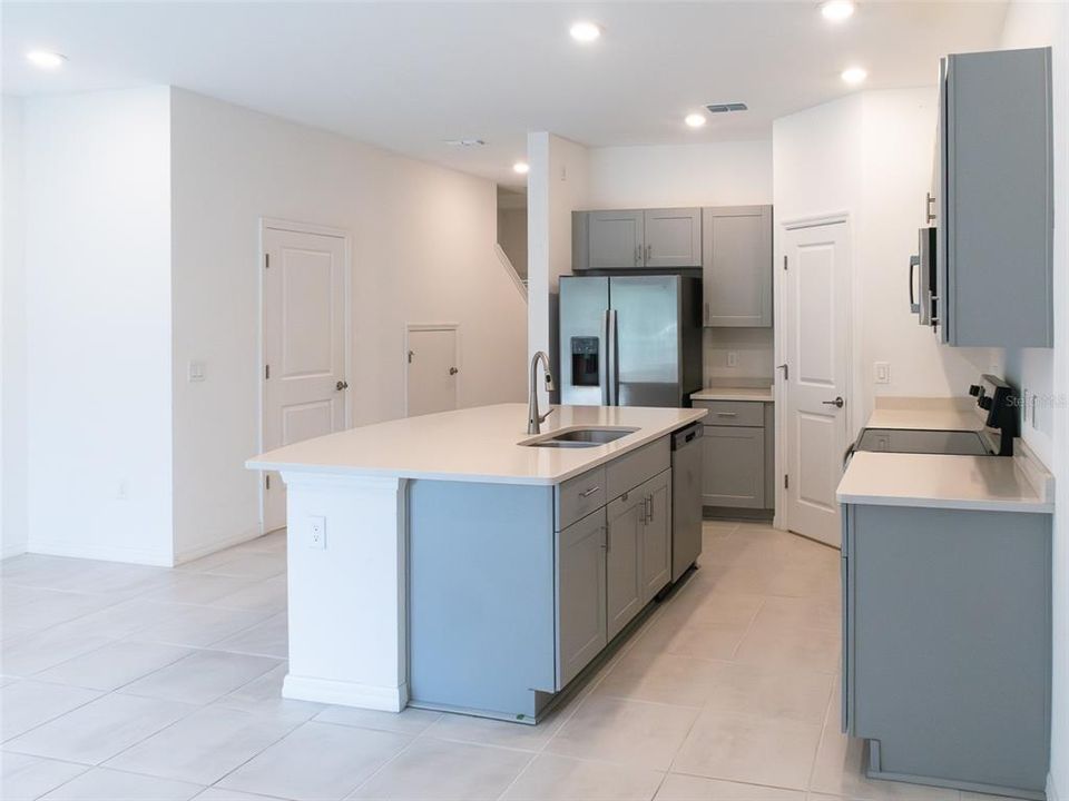 En Venta: $259,900 (3 camas, 2 baños, 1365 Pies cuadrados)