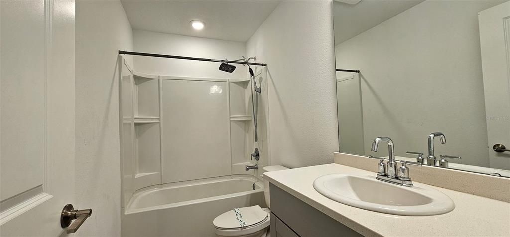 En Venta: $259,900 (3 camas, 2 baños, 1365 Pies cuadrados)