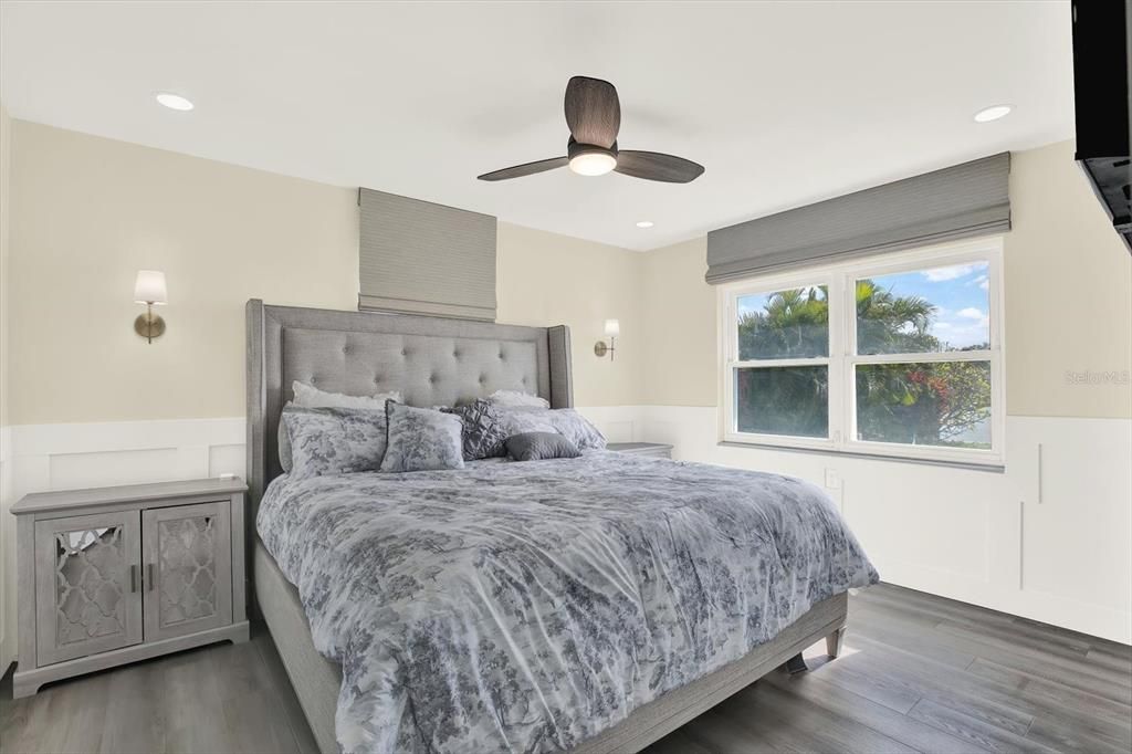 На продажу: $1,200,000 (3 спален, 2 ванн, 1337 Квадратных фут)