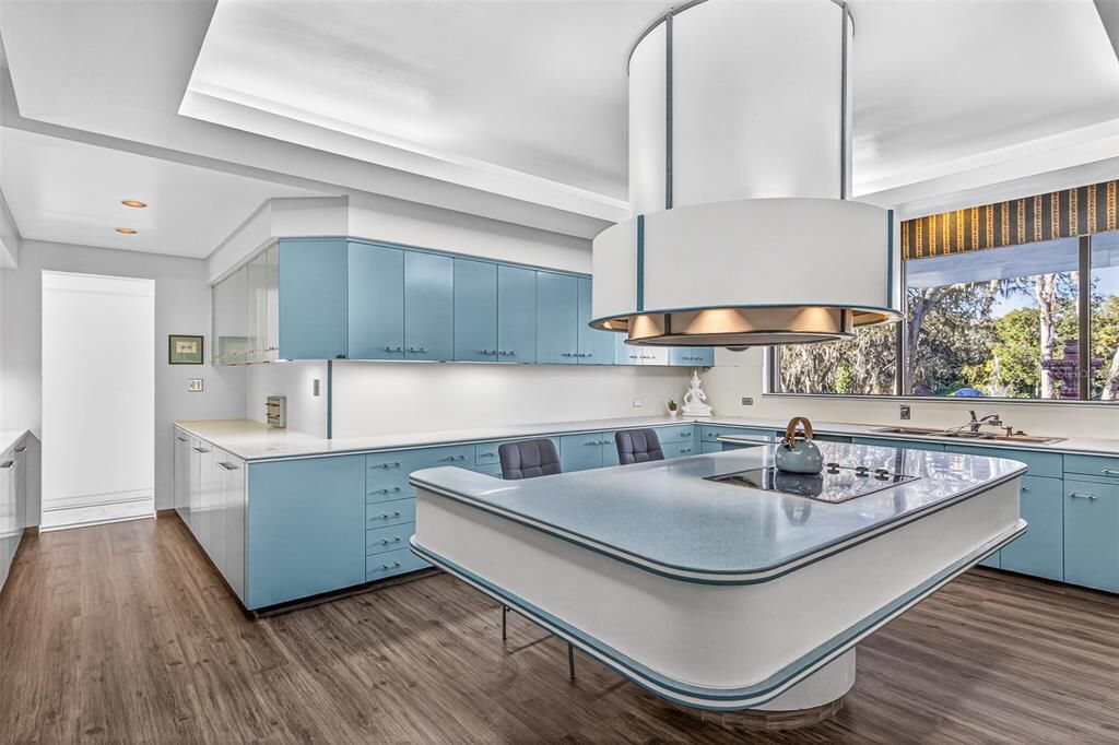 На продажу: $9,950,000 (9 спален, 12 ванн, 14623 Квадратных фут)