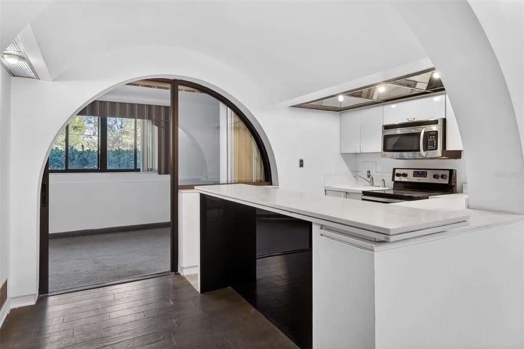 На продажу: $9,950,000 (9 спален, 12 ванн, 14623 Квадратных фут)