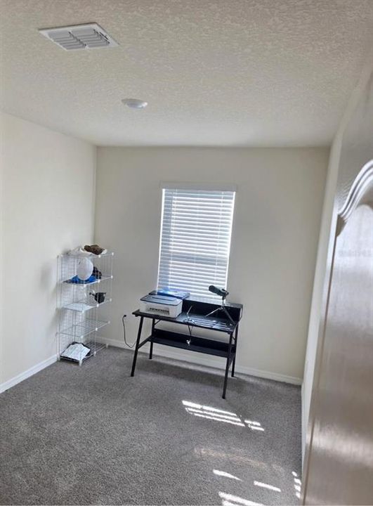 For Rent: $2,000 (3 beds, 2 baths, 1515 Square Feet)
