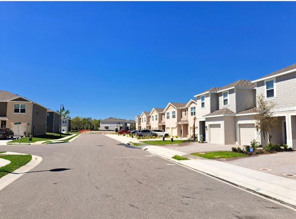 For Rent: $2,000 (3 beds, 2 baths, 1515 Square Feet)