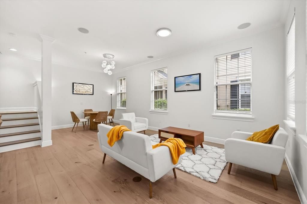 出租: $4,500 (3 贝兹, 2 浴室, 1894 平方英尺)