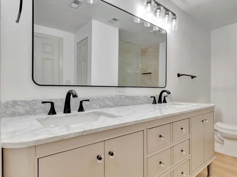 На продажу: $424,900 (3 спален, 2 ванн, 1500 Квадратных фут)