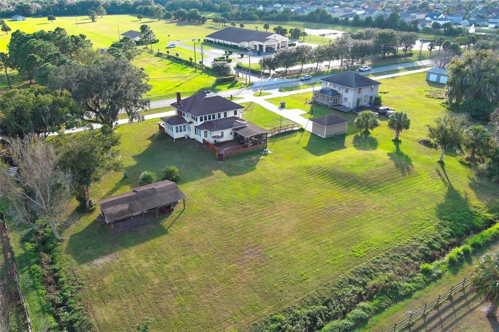 For Sale: $575,000 (4 beds, 2 baths, 2624 Square Feet)