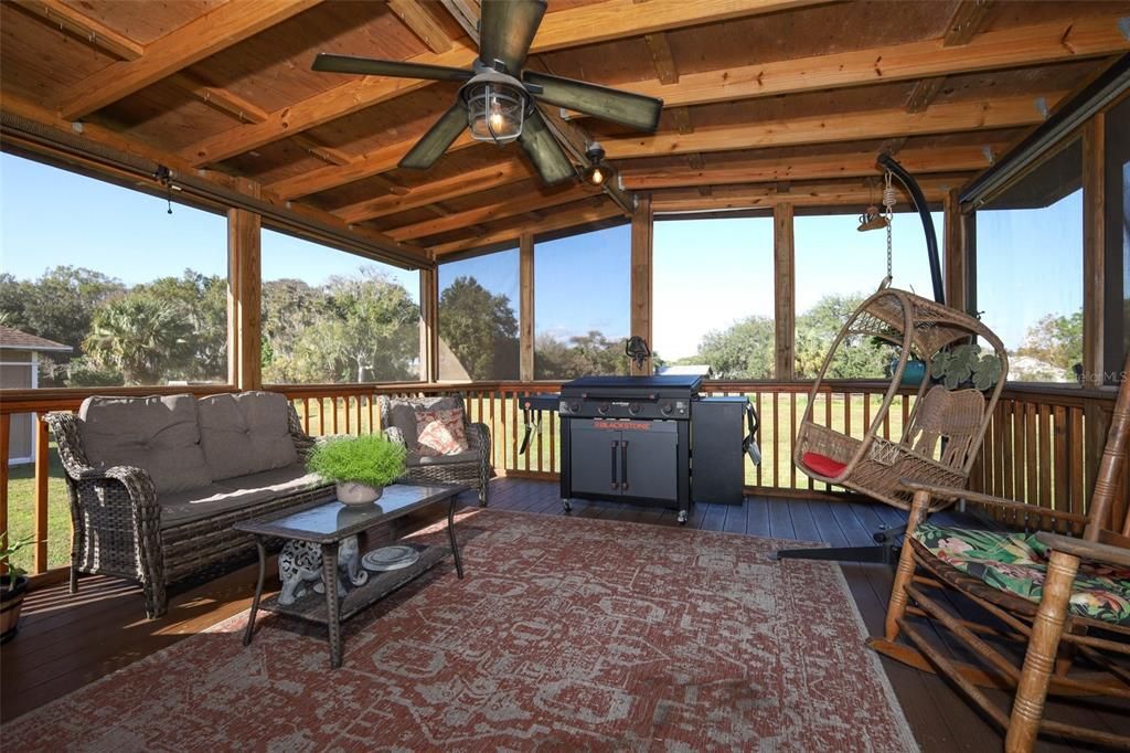 For Sale: $575,000 (4 beds, 2 baths, 2624 Square Feet)