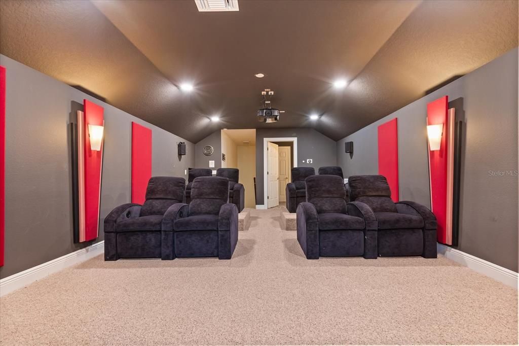 待售: $1,975,000 (5 贝兹, 5 浴室, 6259 平方英尺)