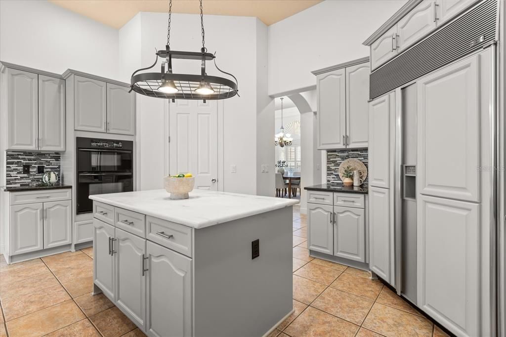 待售: $1,975,000 (5 贝兹, 5 浴室, 6259 平方英尺)