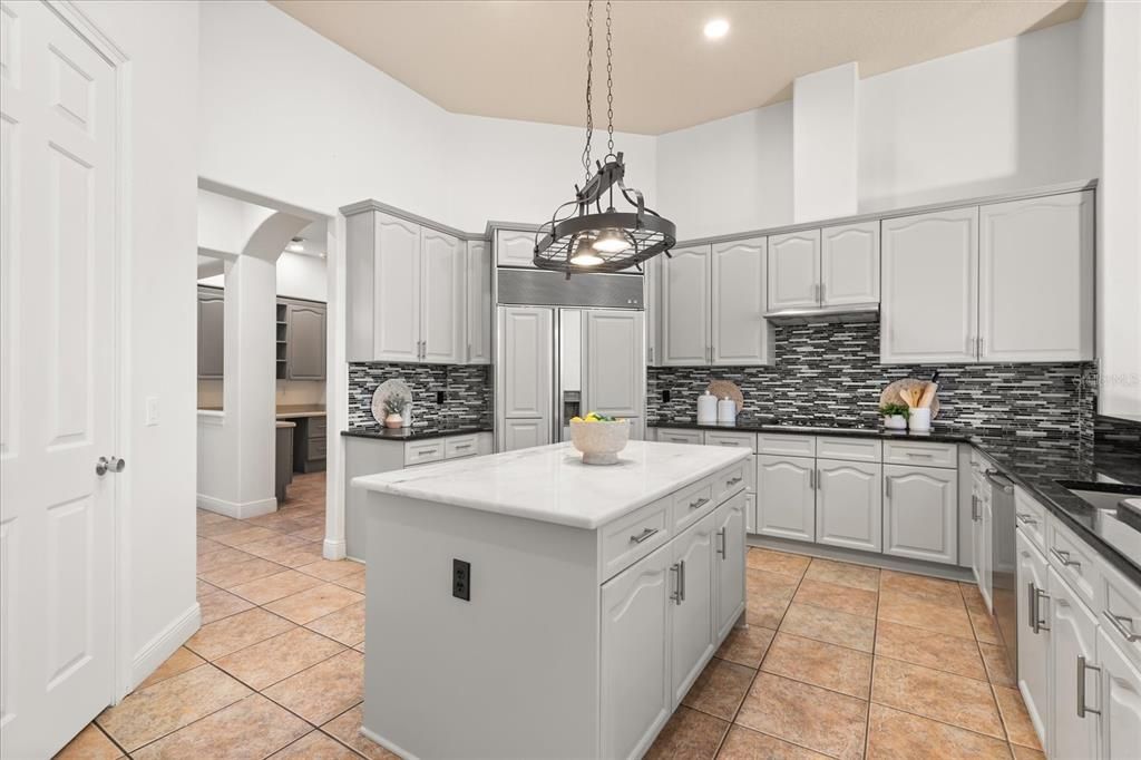 待售: $1,975,000 (5 贝兹, 5 浴室, 6259 平方英尺)