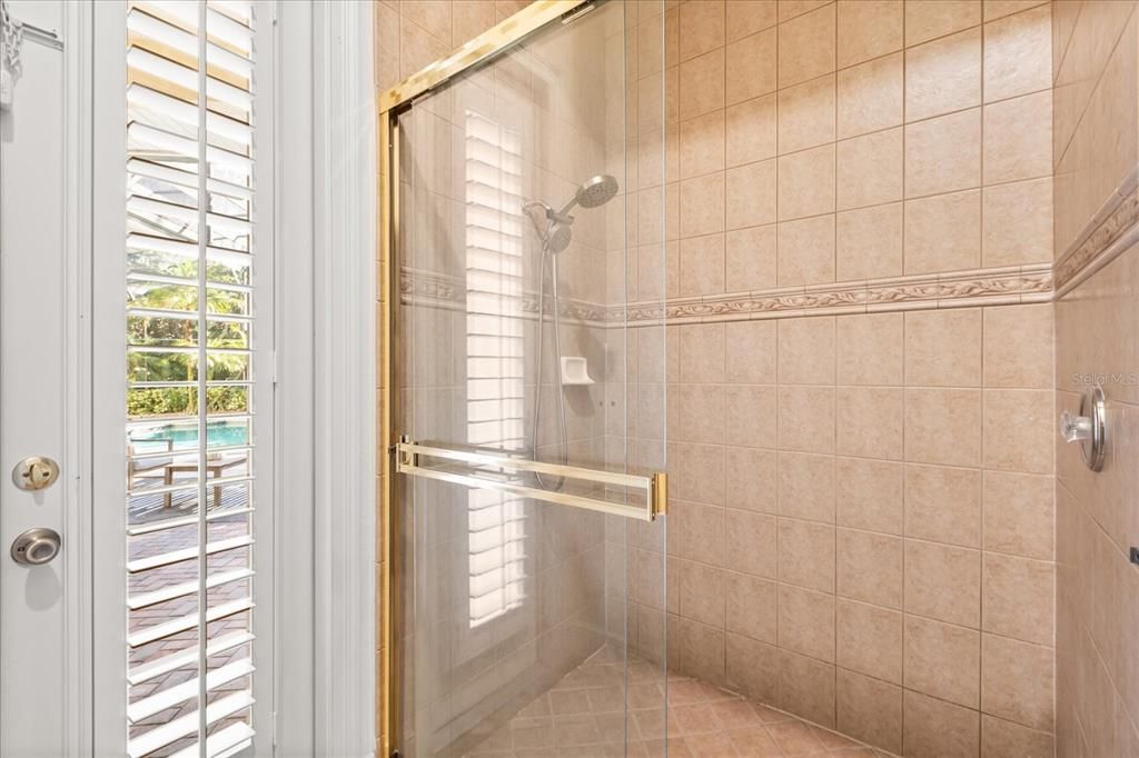 待售: $1,975,000 (5 贝兹, 5 浴室, 6259 平方英尺)