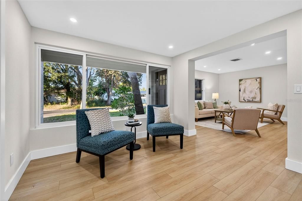 На продажу: $399,000 (2 спален, 1 ванн, 1105 Квадратных фут)