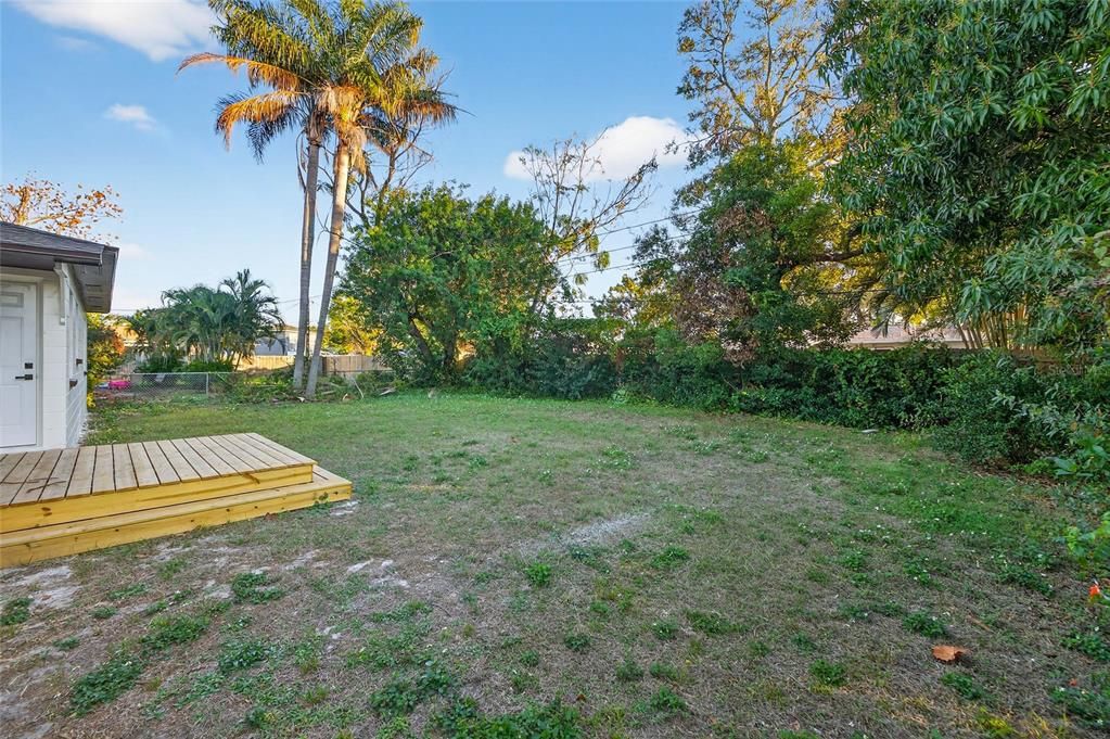 На продажу: $399,000 (2 спален, 1 ванн, 1105 Квадратных фут)