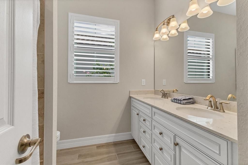 待售: $936,500 (4 贝兹, 3 浴室, 2231 平方英尺)