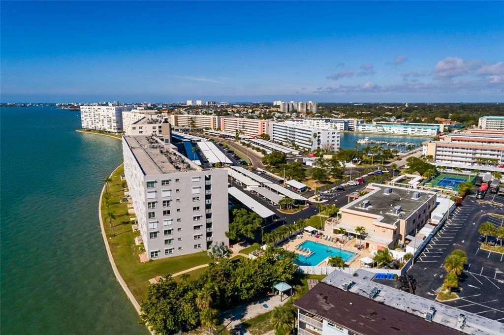 待售: $279,900 (2 贝兹, 2 浴室, 1250 平方英尺)