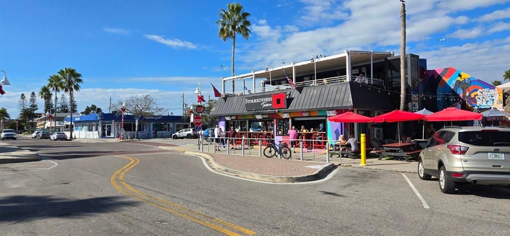 待售: $279,900 (2 贝兹, 2 浴室, 1250 平方英尺)