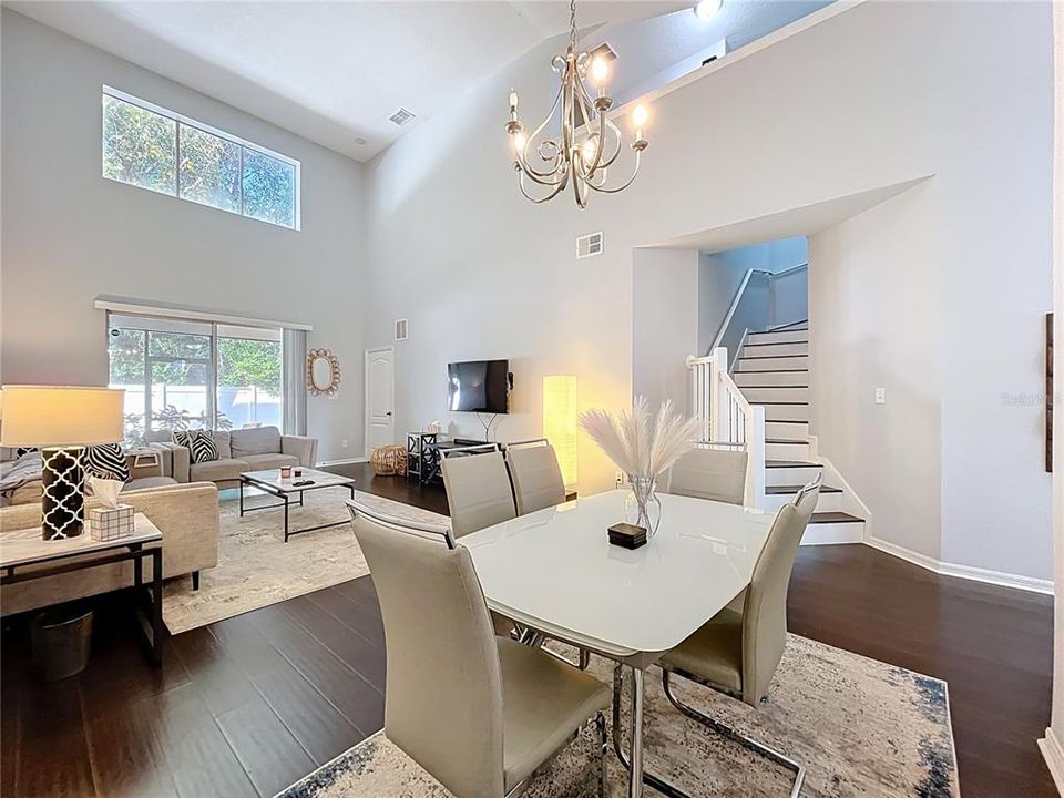 For Rent: $2,325 (3 beds, 3 baths, 1705 Square Feet)