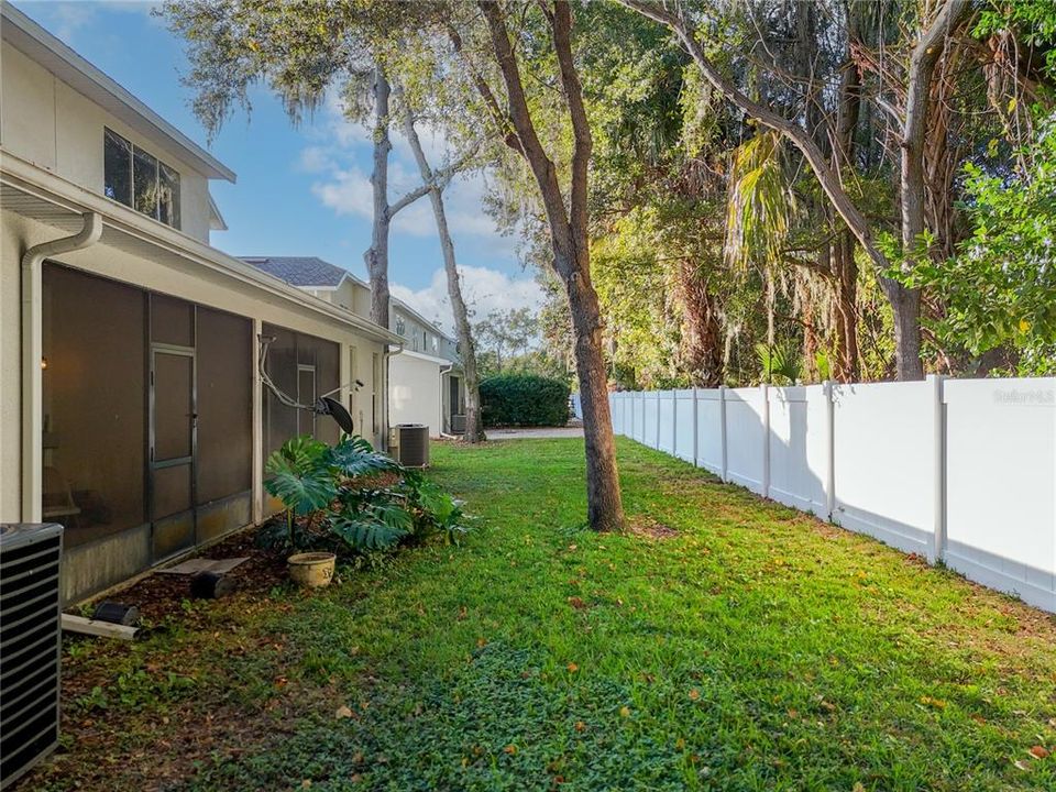 For Rent: $2,325 (3 beds, 3 baths, 1705 Square Feet)