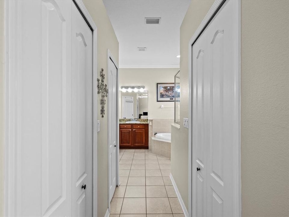 На продажу: $474,900 (4 спален, 2 ванн, 2388 Квадратных фут)