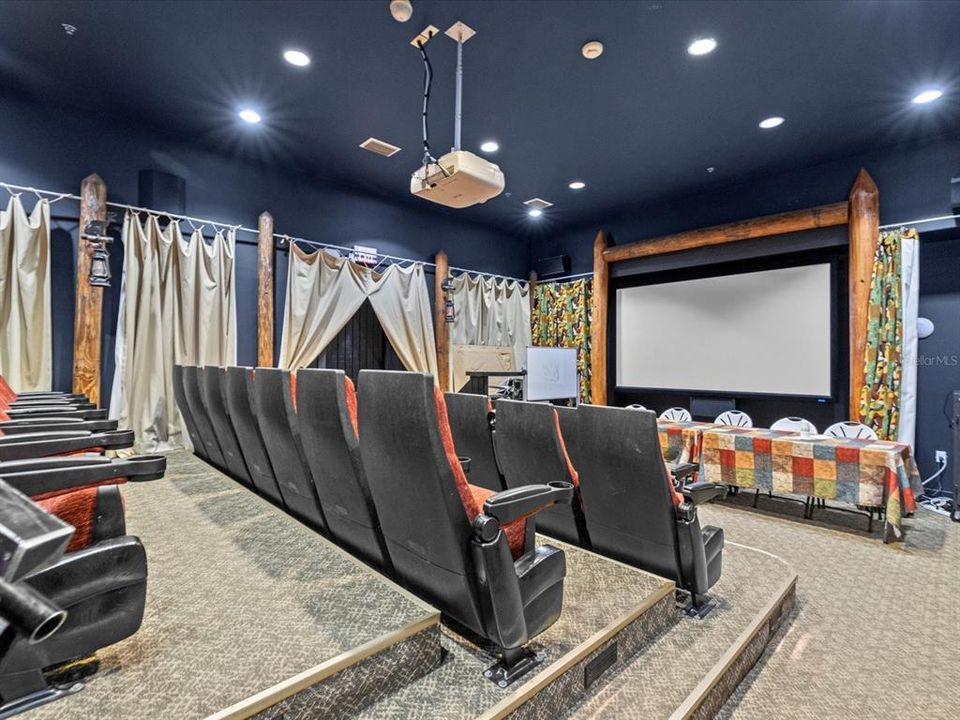 На продажу: $474,900 (4 спален, 2 ванн, 2388 Квадратных фут)