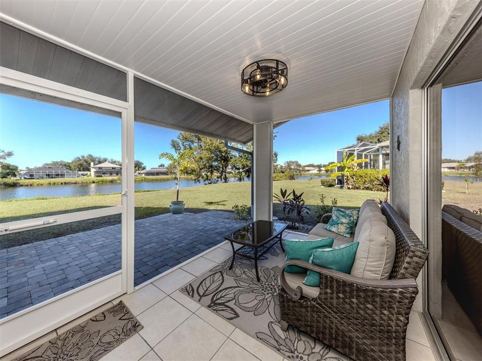 待售: $289,000 (2 贝兹, 2 浴室, 1195 平方英尺)