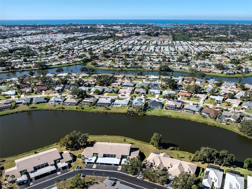 待售: $289,000 (2 贝兹, 2 浴室, 1195 平方英尺)