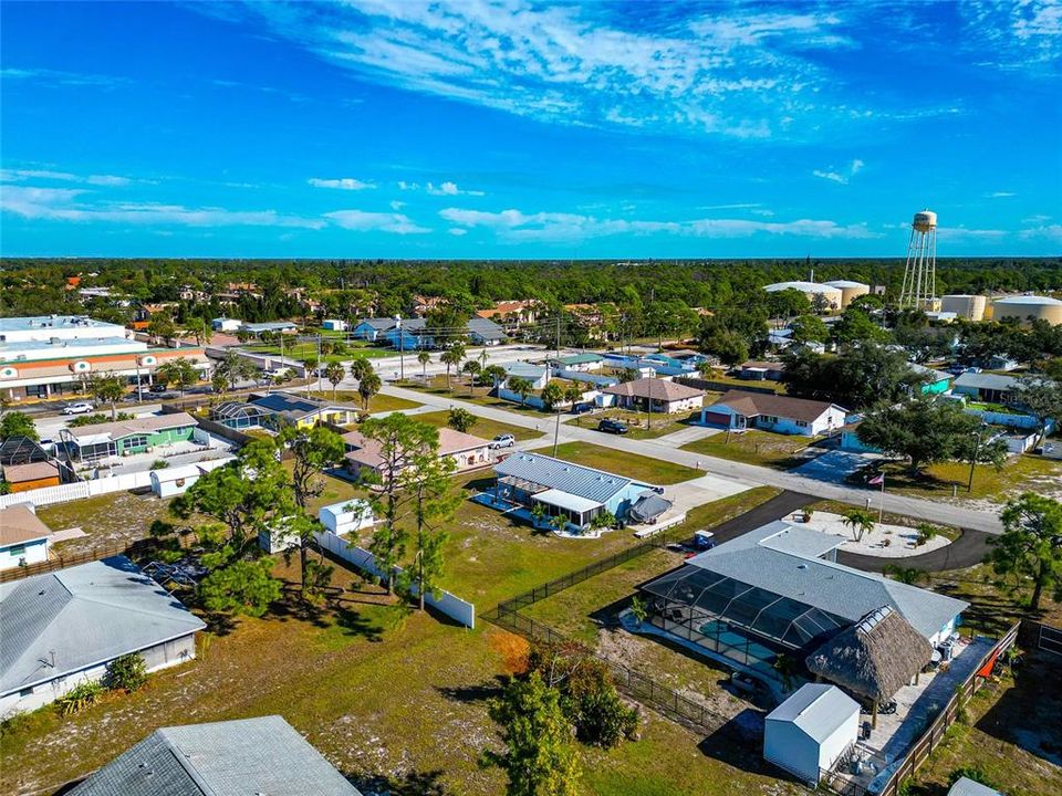 待售: $300,000 (3 贝兹, 2 浴室, 1094 平方英尺)