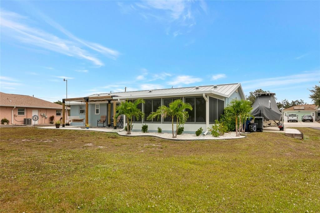 待售: $300,000 (3 贝兹, 2 浴室, 1094 平方英尺)