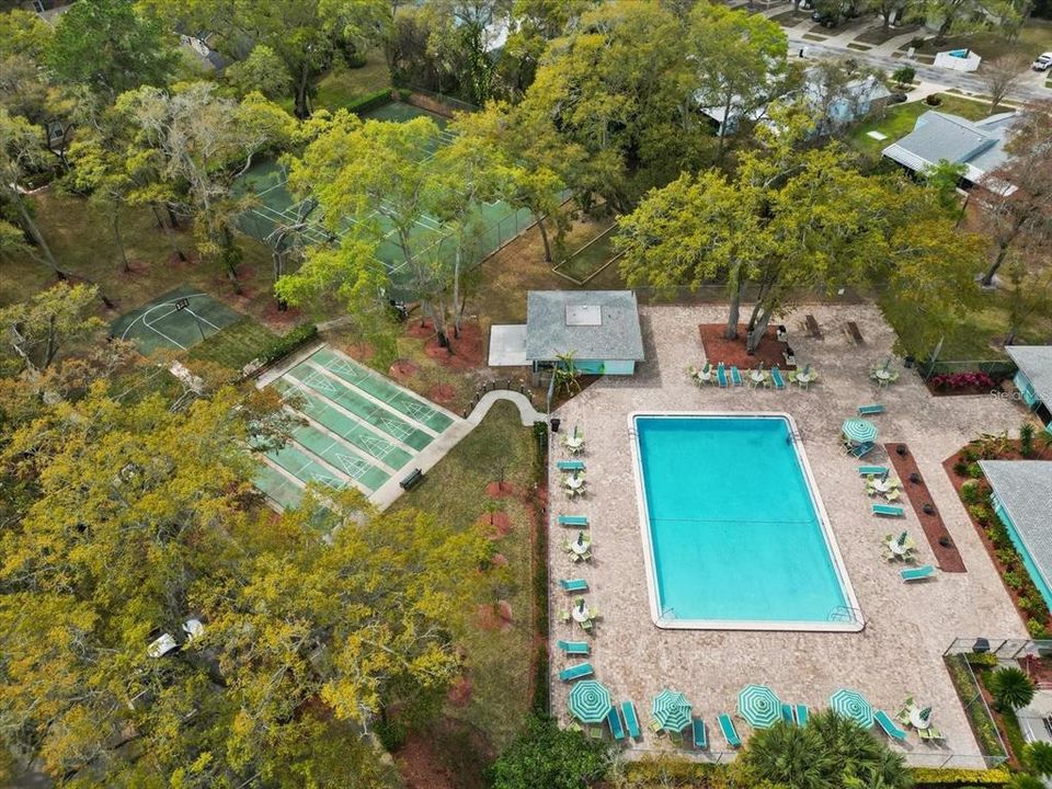 На продажу: $185,000 (2 спален, 2 ванн, 871 Квадратных фут)