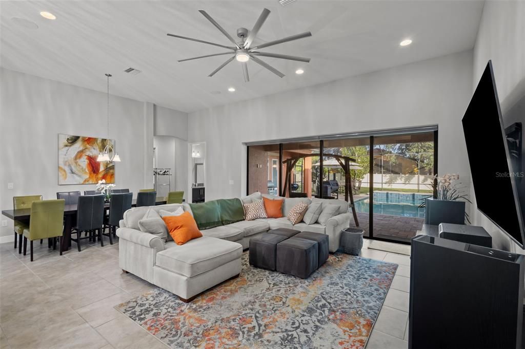 На продажу: $815,000 (4 спален, 3 ванн, 3179 Квадратных фут)