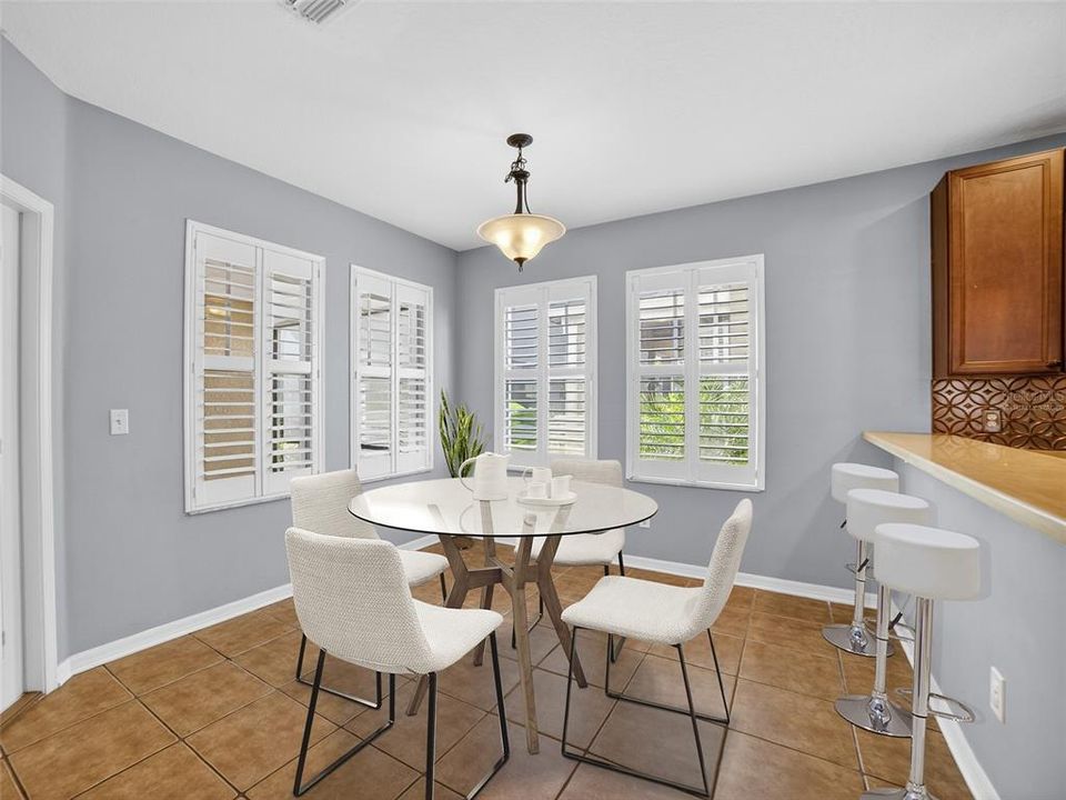 На продажу: $529,000 (5 спален, 3 ванн, 2862 Квадратных фут)