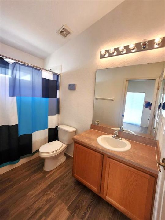 В аренду: $1,990 (4 спален, 3 ванн, 1412 Квадратных фут)