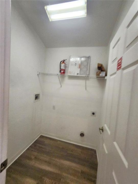 В аренду: $1,990 (4 спален, 3 ванн, 1412 Квадратных фут)