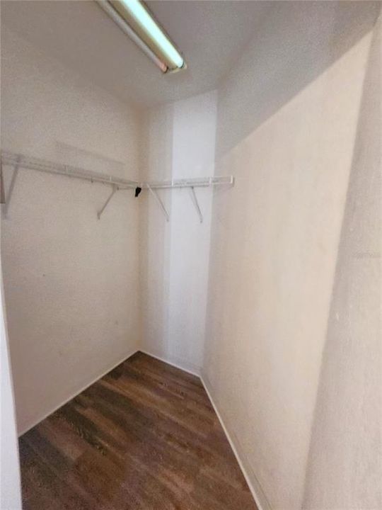 В аренду: $1,990 (4 спален, 3 ванн, 1412 Квадратных фут)