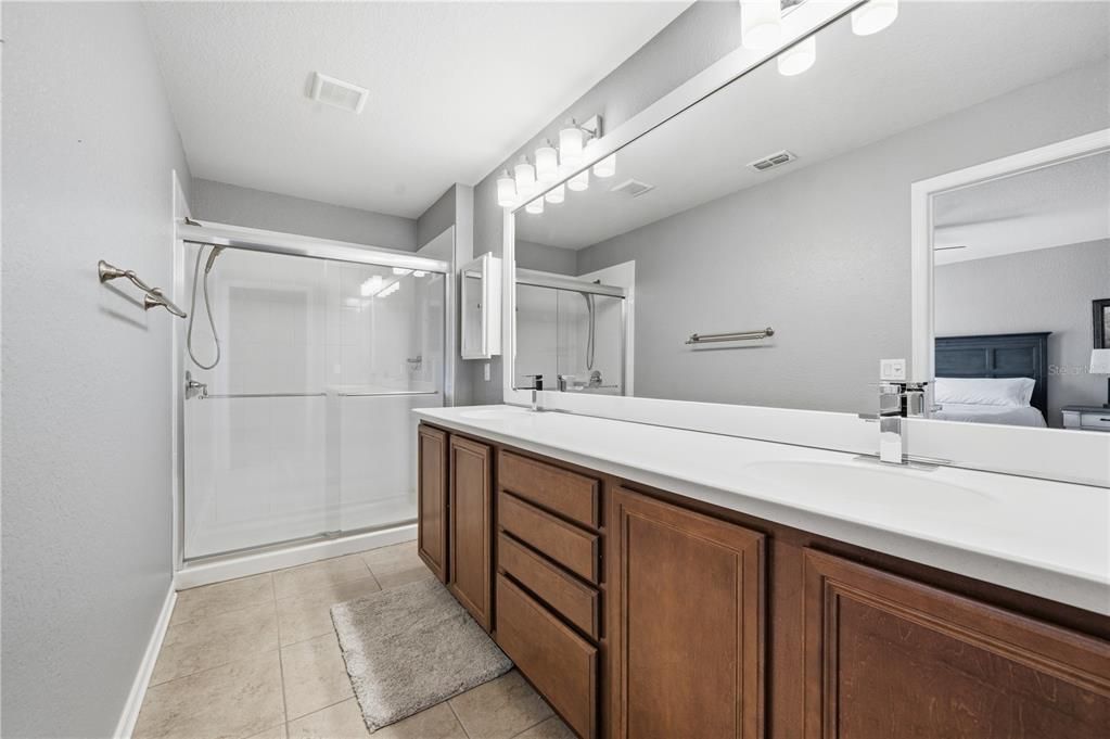 待售: $399,000 (3 贝兹, 2 浴室, 1680 平方英尺)